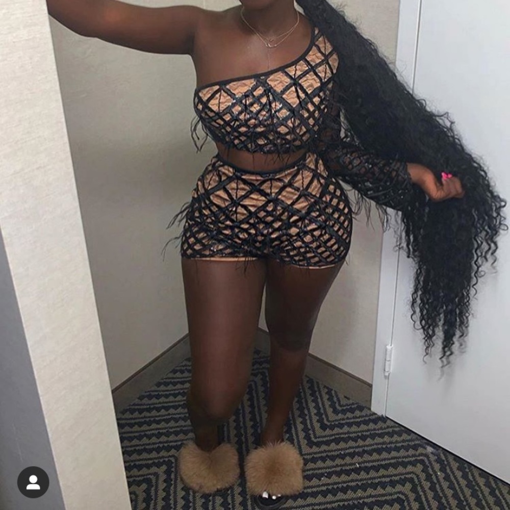 Two piece fringe set